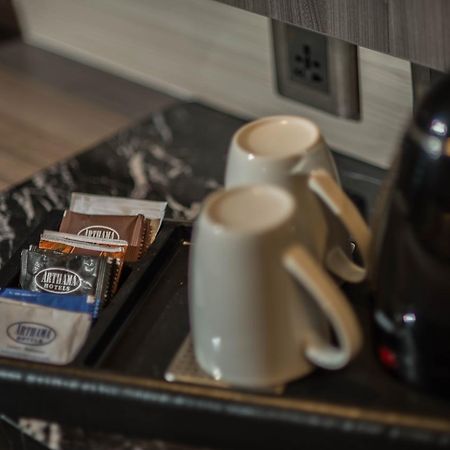 Arthama Hotels Makassar Eksteriør bilde