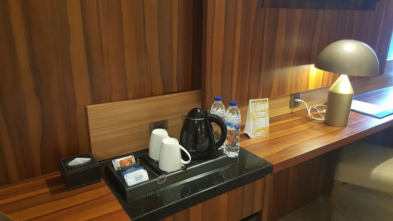 Arthama Hotels Makassar Eksteriør bilde