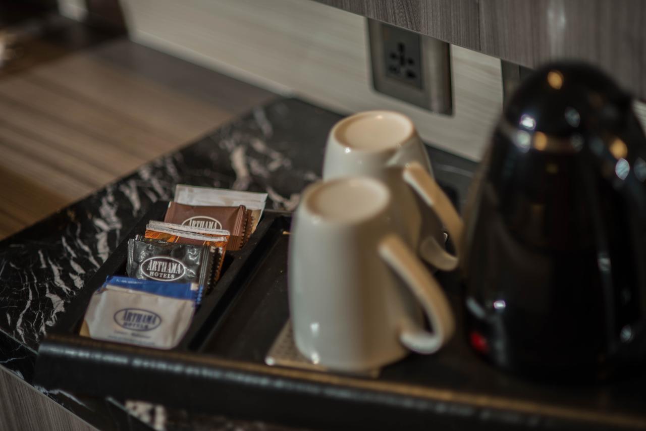 Arthama Hotels Makassar Eksteriør bilde