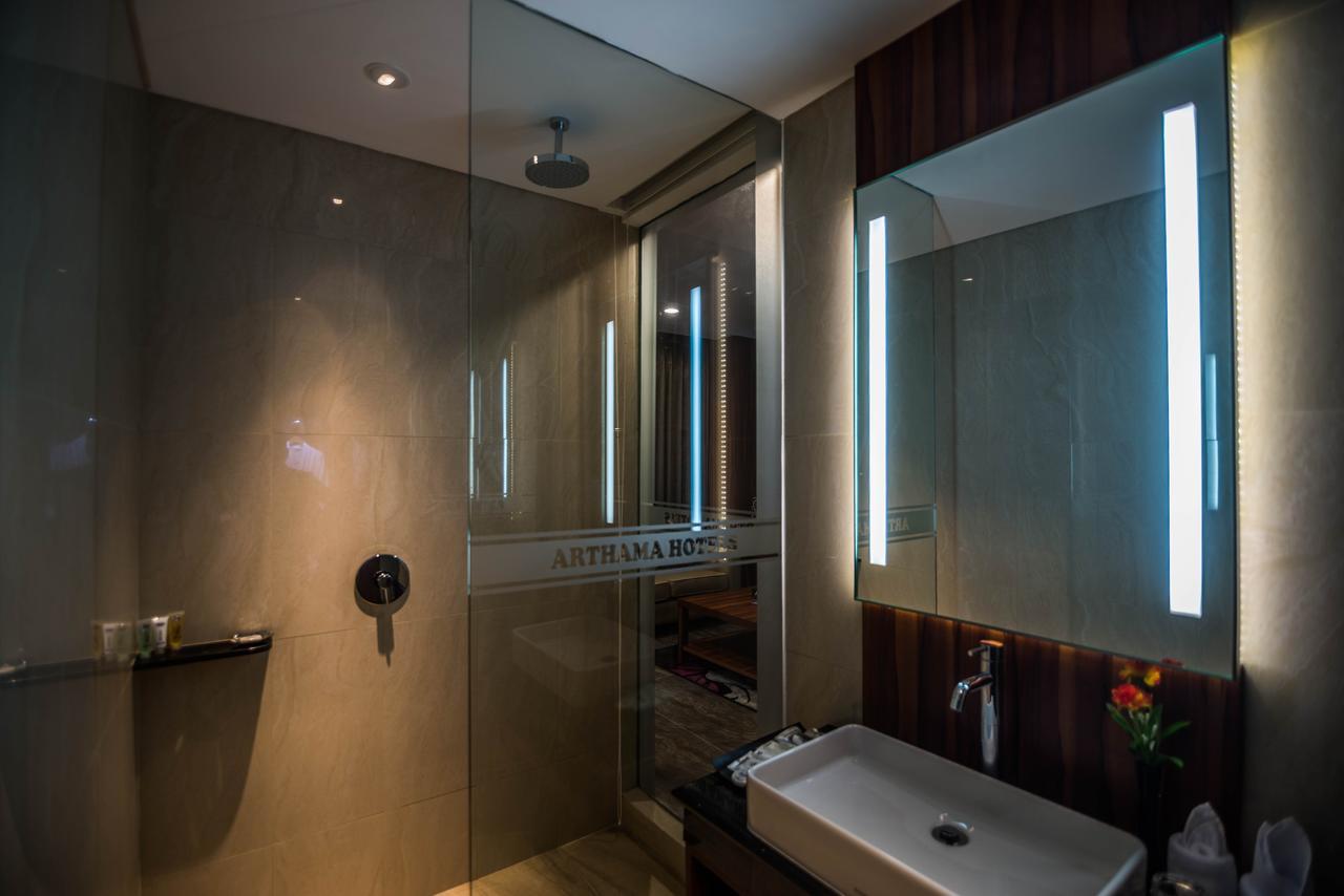 Arthama Hotels Makassar Eksteriør bilde