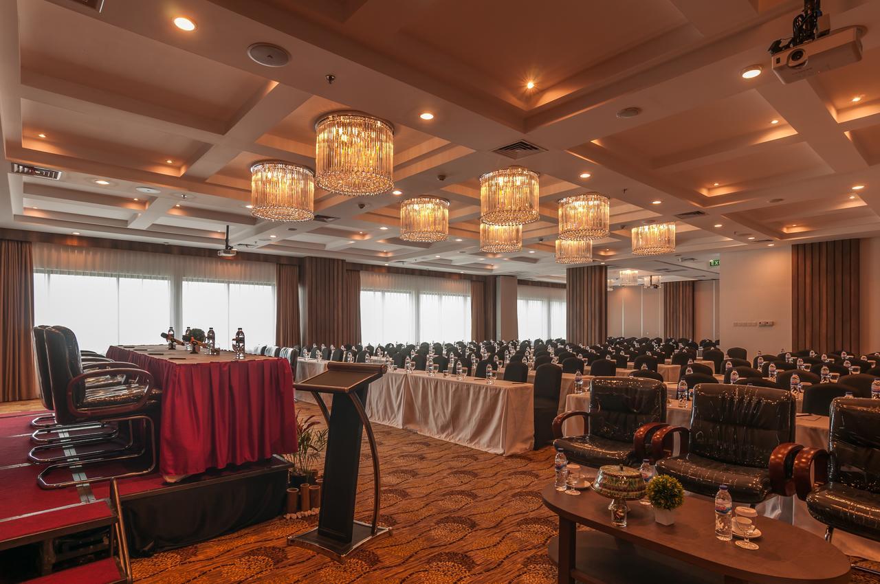 Arthama Hotels Makassar Eksteriør bilde
